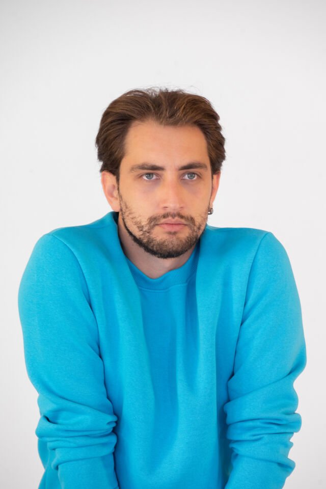 0004ÜNİSEX KAPŞONSUZ CEPSİZ REGULER SWEAT