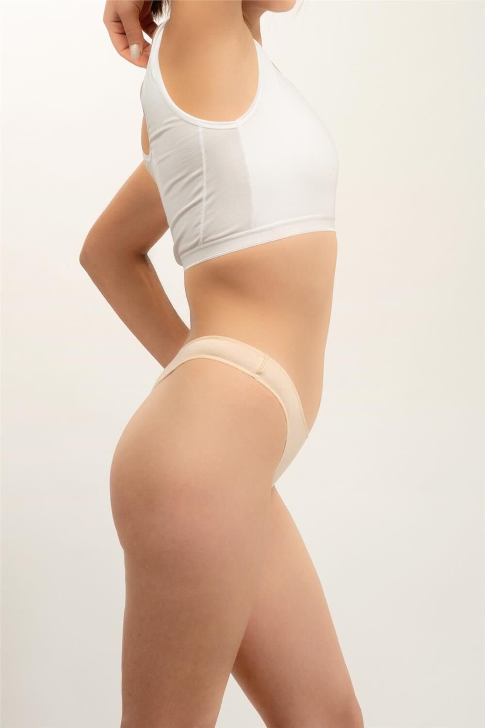 4371 Arka Dantel String Külot White