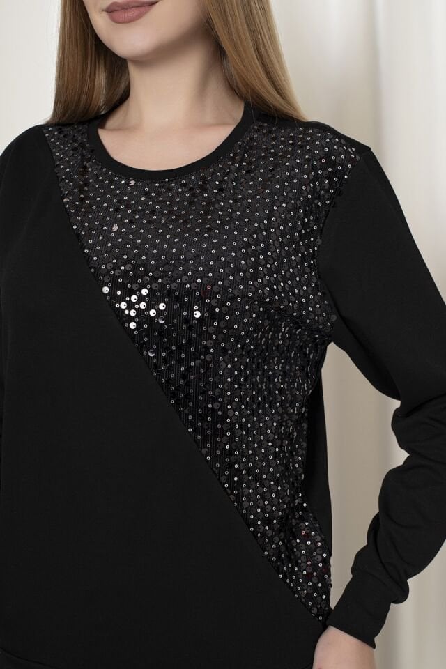 0065 ÖNÜ YARIM İRİ PUL PAYET KUMAŞLI BAYAN SWEAT