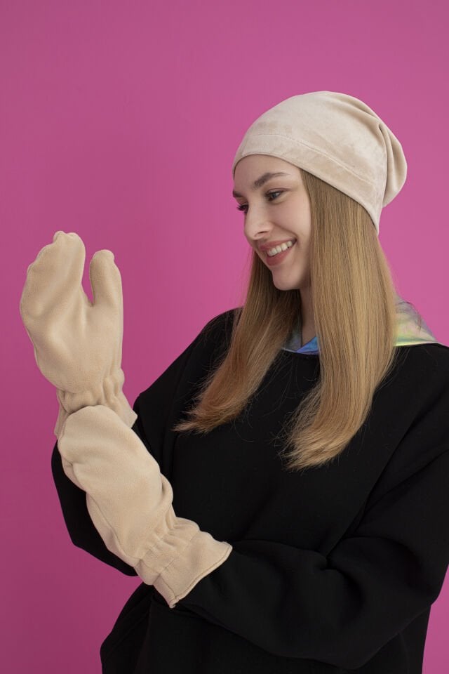 0080 KLASİK ELDİVEN KUZU TÜYÜ POLAR