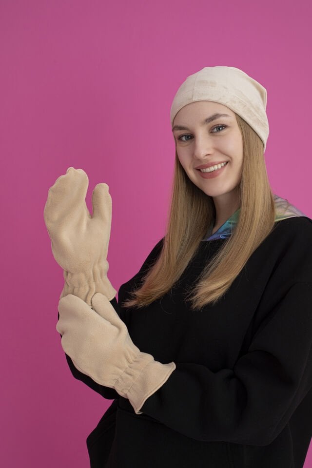 0080 KLASİK ELDİVEN KUZU TÜYÜ POLAR