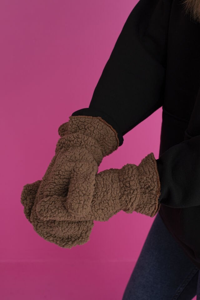 0080 KLASİK ELDİVEN KUZU TÜYÜ POLAR