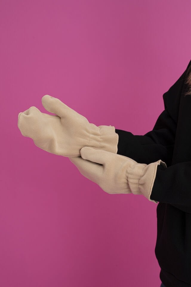 0080 KLASİK ELDİVEN KUZU TÜYÜ POLAR