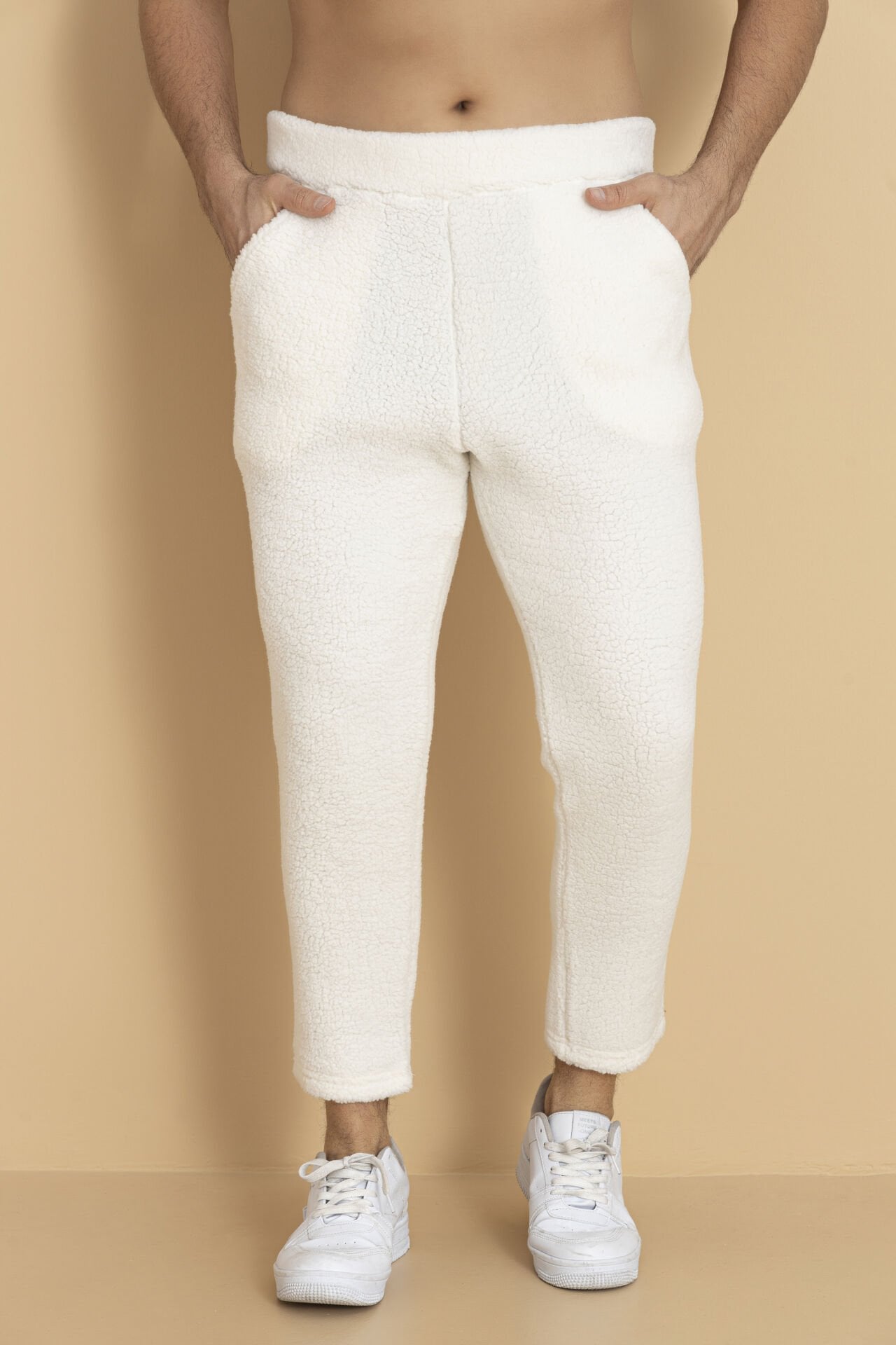 0083 UNİSEX FULL KUZU TÜYÜ EŞOFMAN